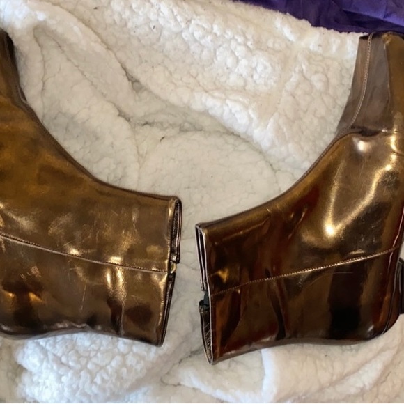 Claudia Cuiti Bronze Metallic Leather Ankle Boot - Picture 5 of 9